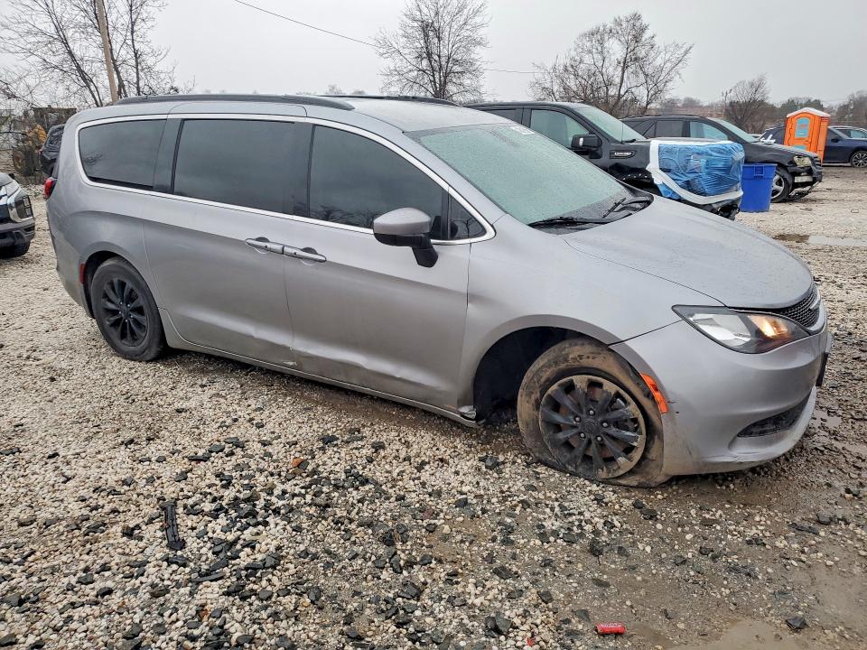 2021 Chrysler Voyager მანქანა იყიდება აუქციონზე, vin: 2C4RC1DG8MR530403, აუქციონის ნომერი: 45819666