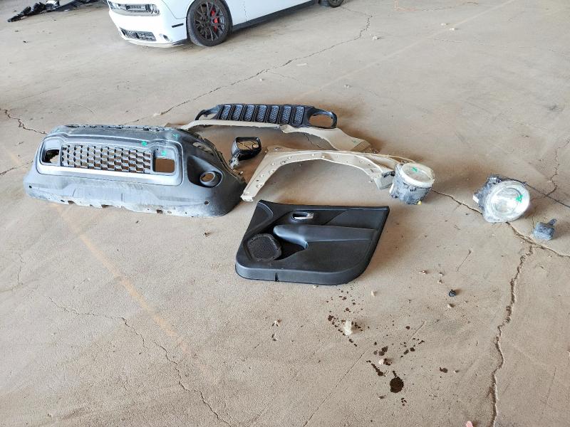 47949166 :رقم المزاد ، ZACCJBCB0HPF19753 vin ، 2017 Jeep Renegade مزاد بيع