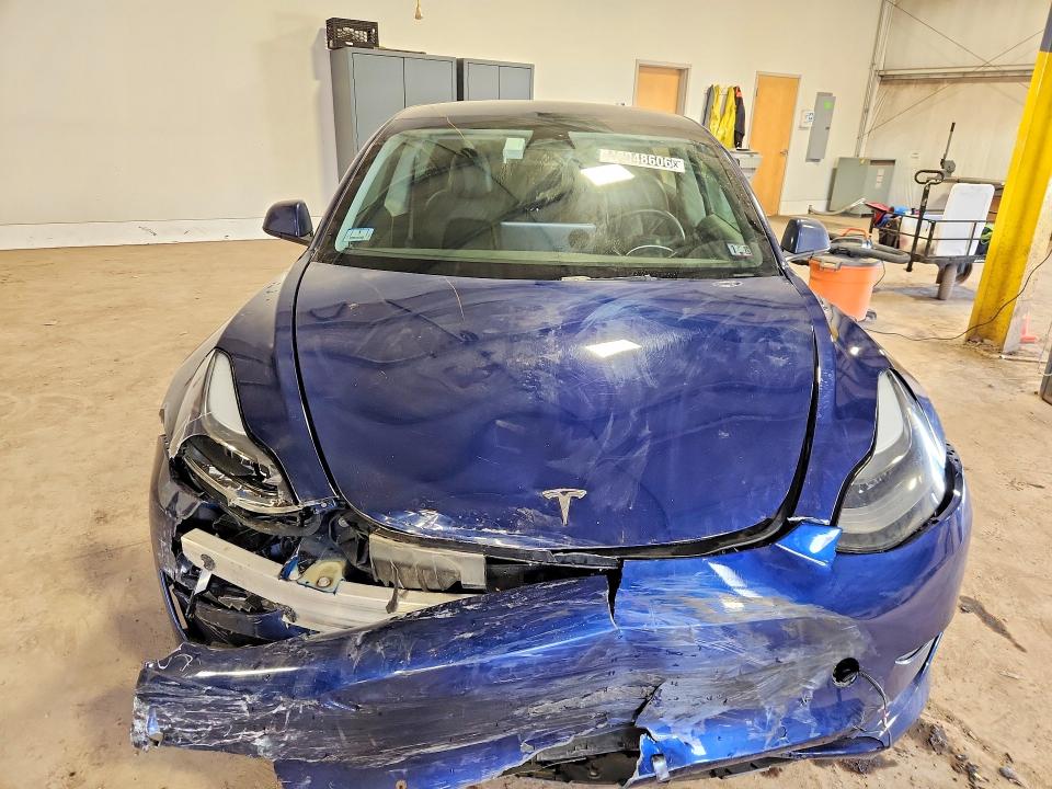 Продажа на аукционе авто 2022 Tesla Model 3, vin: 5YJ3E1EA9NF370815, номер лота: 48048606