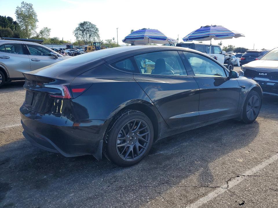 2026 Tesla Model 3 მანქანა იყიდება აუქციონზე, vin: 5YJ3E1EA5TF130433, აუქციონის ნომერი: 46057766