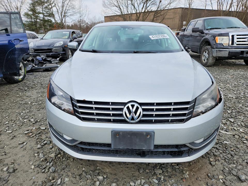 47422286 :رقم المزاد ، 1VWAT7A31FC087912 vin ، 2015 Volkswagen Passat مزاد بيع