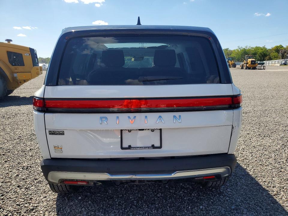Auction sale of the 2023 Rivian R1s, vin: 7PDSGABA8PN016999, lot number: 46764436