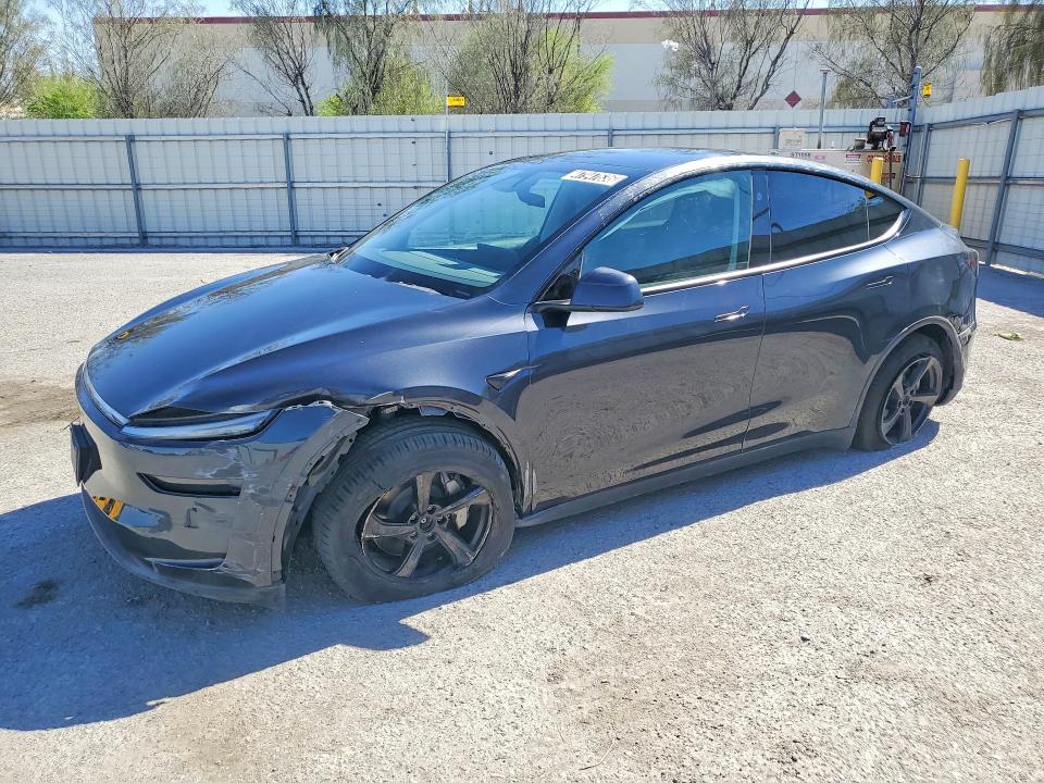 47947636 :رقم المزاد ، 7SAYGDEE9TF537825 vin ، 2026 Tesla Model Y مزاد بيع