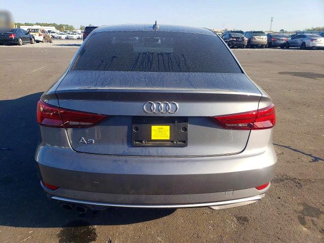 Продажа на аукционе авто 2018 Audi A3, vin: WAUAUGFF1J1042716, номер лота: 45754936
