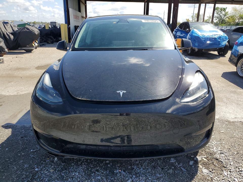 79912625 :رقم المزاد ، 7SAYGDEFXNF536596 vin ، 2022 Tesla Model Y مزاد بيع
