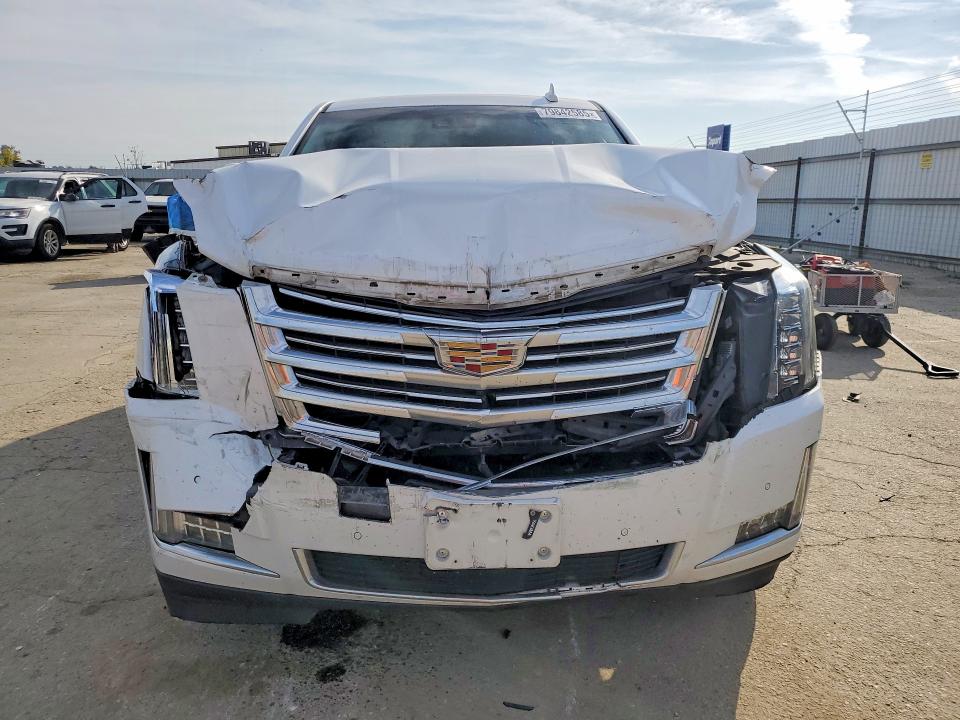 79842585 :رقم المزاد ، 1GYS4DKJ3GR338390 vin ، 2016 Cadillac Escalade مزاد بيع