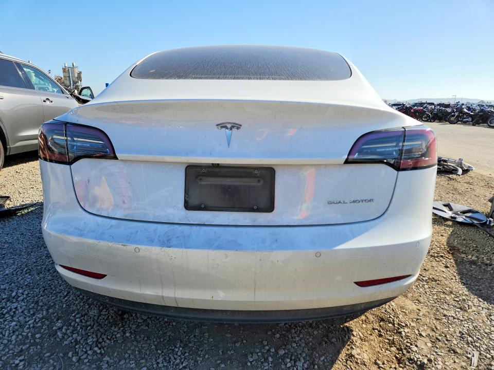 45857896 :رقم المزاد ، 5YJ3E1EB7MF013334 vin ، 2021 Tesla Model 3 مزاد بيع