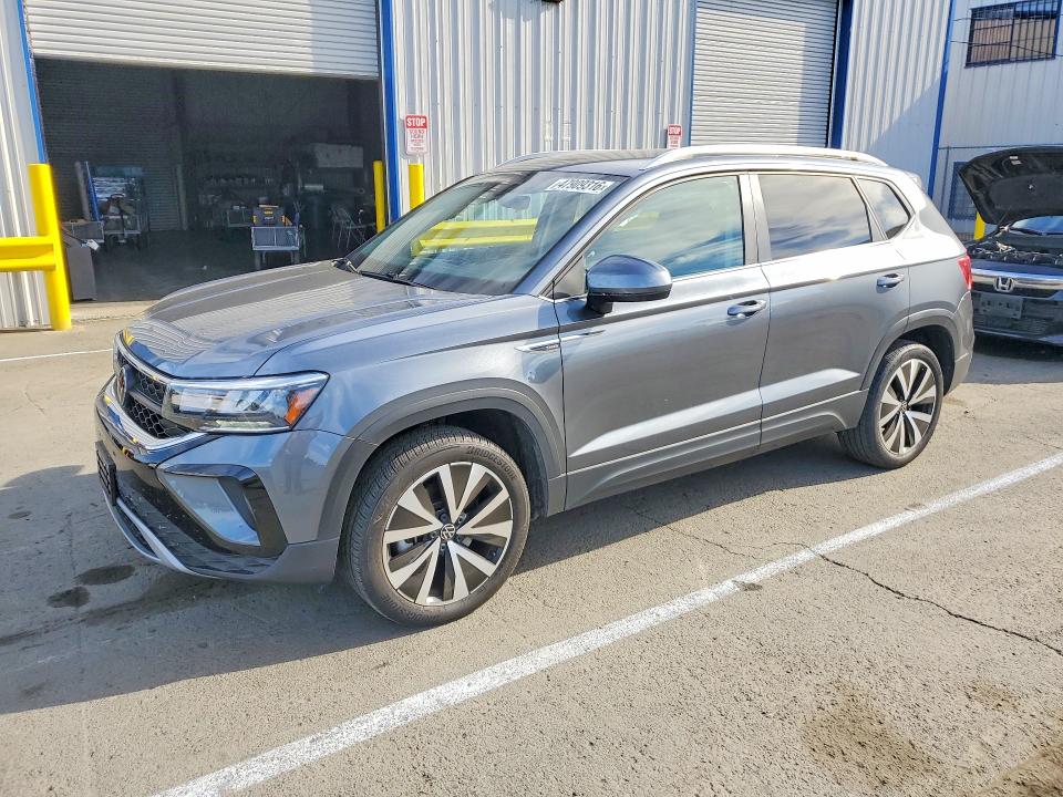 Продажа на аукционе авто 2023 Volkswagen Taos, vin: 3VVSX7B21PM339029, номер лота: 47909316