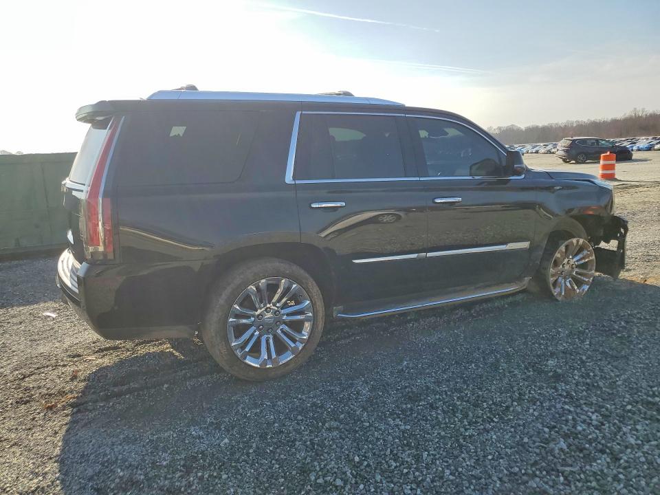 2018 Cadillac Escalade მანქანა იყიდება აუქციონზე, vin: 1GYS4BKJ8JR288498, აუქციონის ნომერი: 78704315