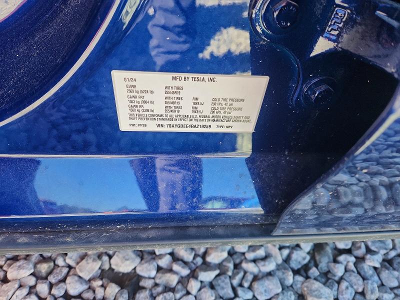 2024 Tesla Model Y მანქანა იყიდება აუქციონზე, vin: 7SAYGDEE4RA219259, აუქციონის ნომერი: 45623936
