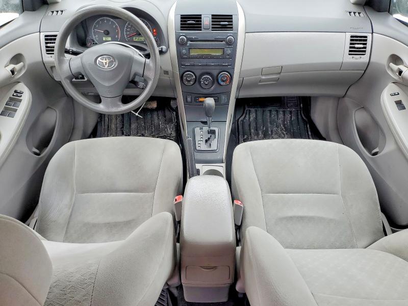 79975695 :رقم المزاد ، 2T1BU4EE1AC433889 vin ، 2010 Toyota Corolla مزاد بيع