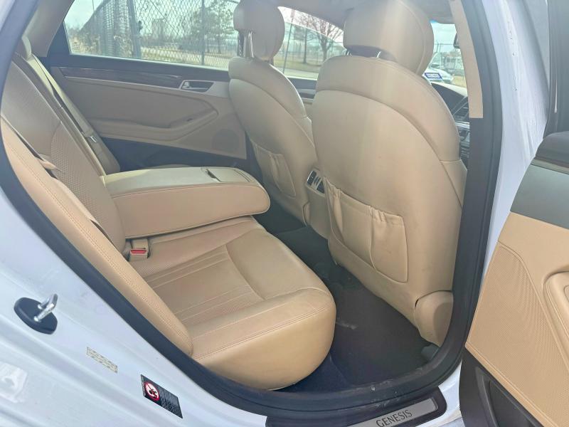 Aukcja sprzedaży 2015 Hyundai Genesis, vin: KMHGN4JE9FU068196, numer aukcji: 41582016
