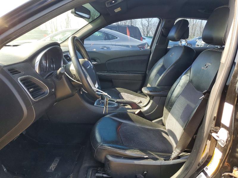 47994336 :رقم المزاد ، 1C3CCBHG8CN327212 vin ، 2012 Chrysler 200 مزاد بيع
