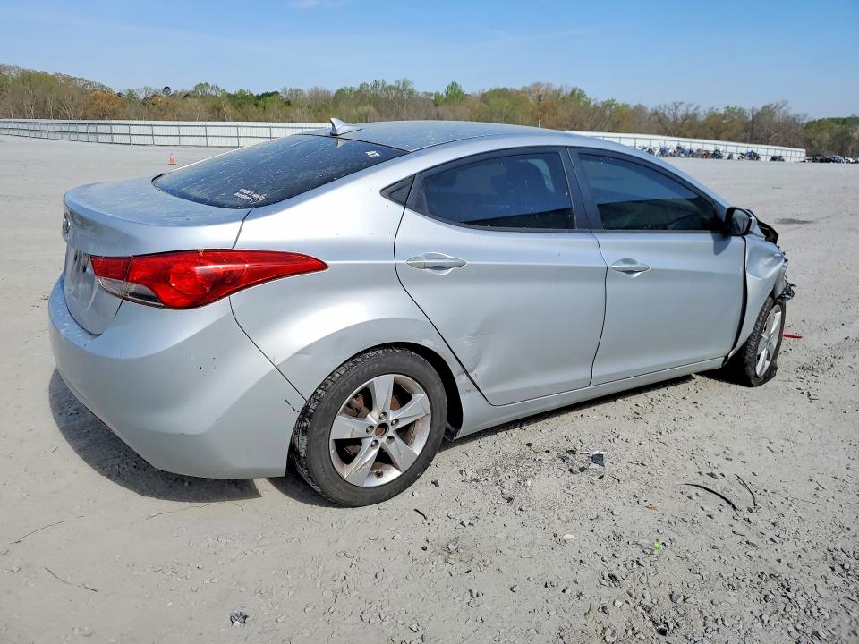 2013 Hyundai Elantra მანქანა იყიდება აუქციონზე, vin: 5NPDH4AE2DH324118, აუქციონის ნომერი: 46522826