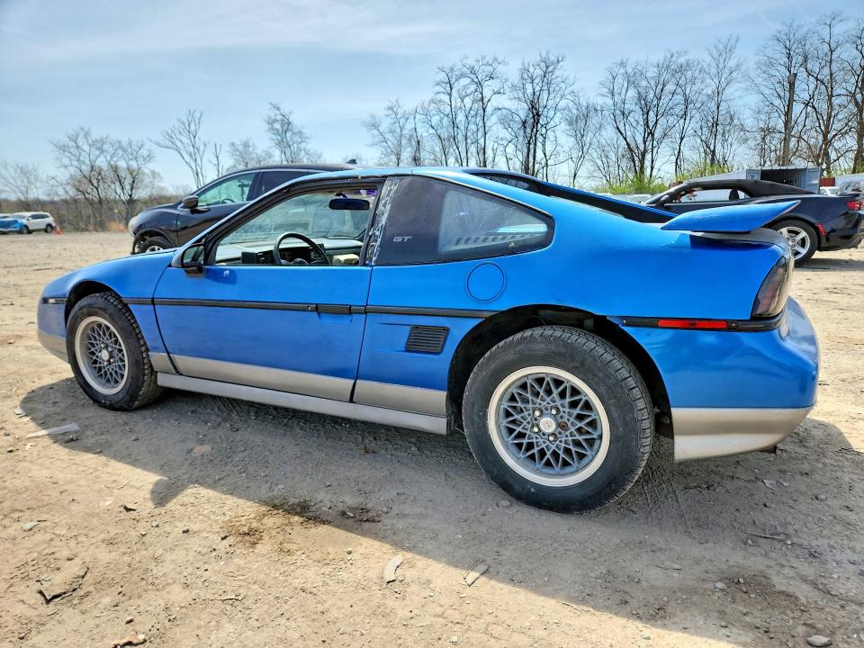 1987 Pontiac Fiero მანქანა იყიდება აუქციონზე, vin: 1G2PG1193HP231186, აუქციონის ნომერი: 47724116