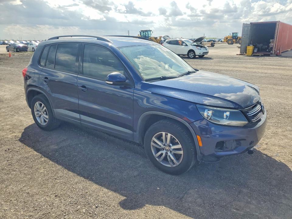 Продажа на аукционе авто 2016 Volkswagen Tiguan, vin: WVGAV7AXXGW591743, номер лота: 79275805