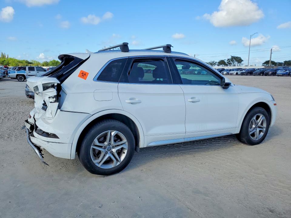 Продажа на аукционе авто 2019 Audi Q5, vin: WA1ANAFY6K2100579, номер лота: 45477356