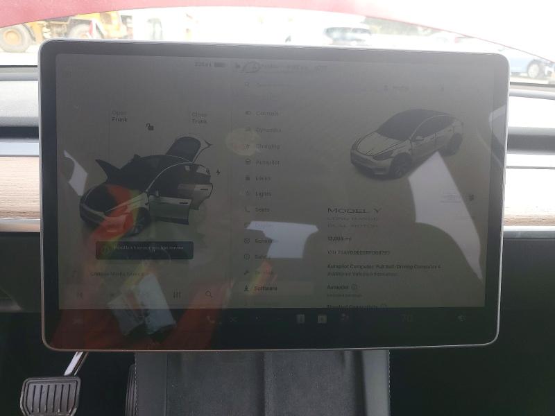 Продажа на аукционе авто 2024 Tesla Model Y, vin: 7SAYGDEE5RF068757, номер лота: 79642265
