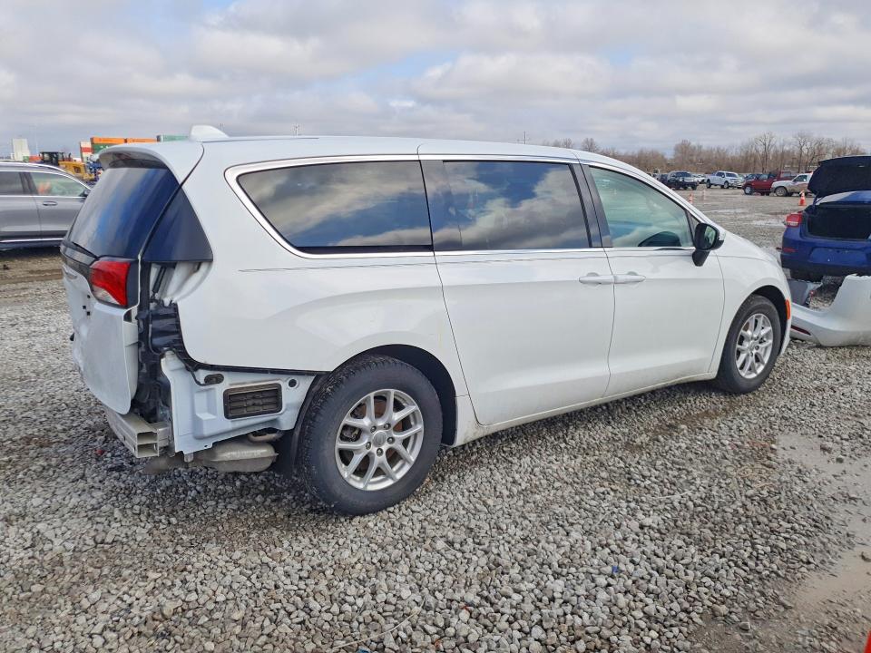 2017 Chrysler Pacifica მანქანა იყიდება აუქციონზე, vin: 2C4RC1CG1HR608687, აუქციონის ნომერი: 79984585