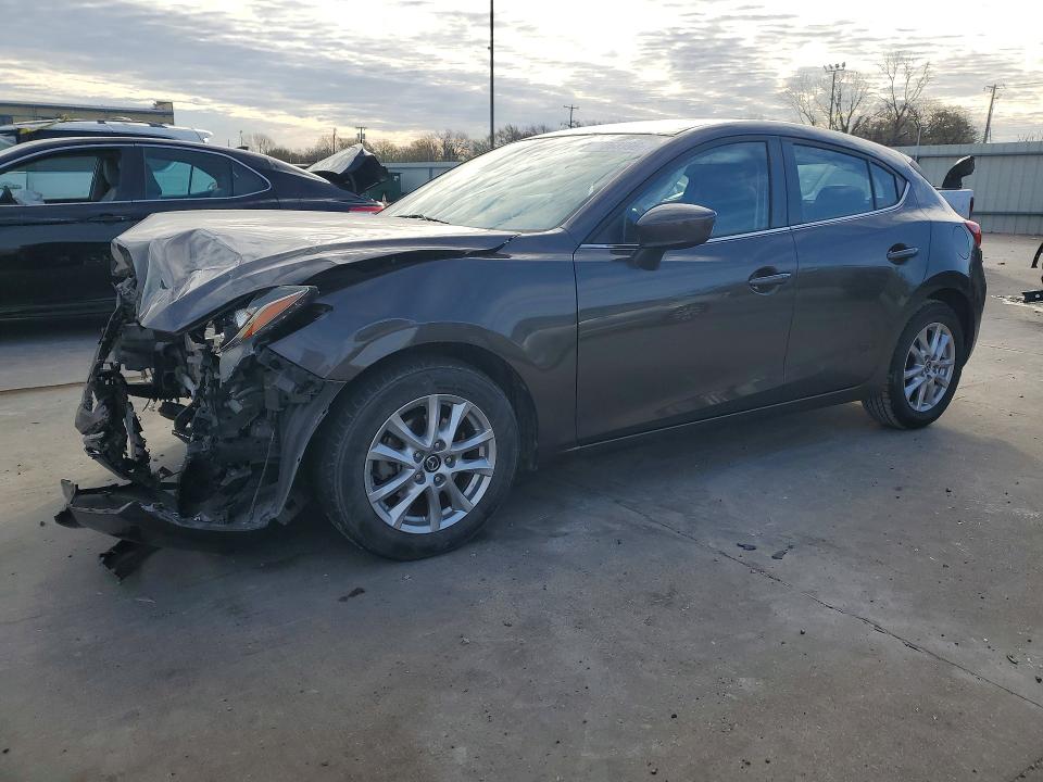 46068996 :رقم المزاد ، JM1BM1M71E1217245 vin ، 2014 Mazda 3 مزاد بيع