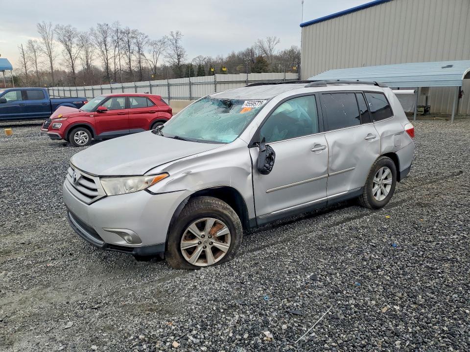 Продажа на аукционе авто 2013 Toyota Highlander, vin: 5TDZK3EH6DS116176, номер лота: 45595776