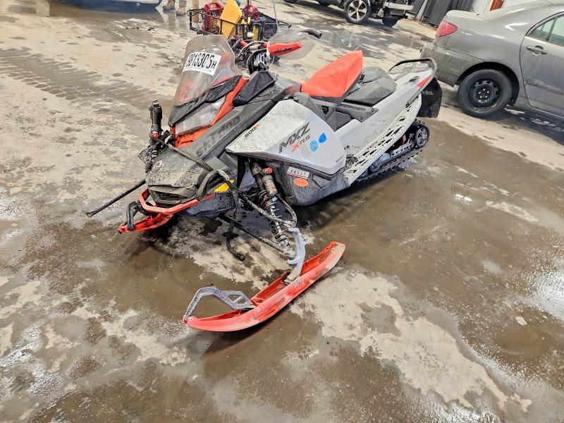 56621966 :رقم المزاد ، 2BPSMZND3NV000012 vin ، 2022 Ski-doo Mxz مزاد بيع