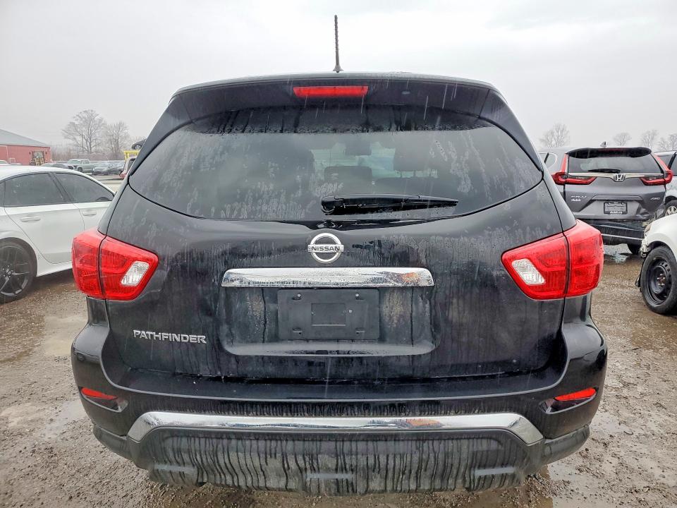 46409526 :رقم المزاد ، 5N1DR2MNXJC667873 vin ، 2018 Nissan Pathfinder مزاد بيع
