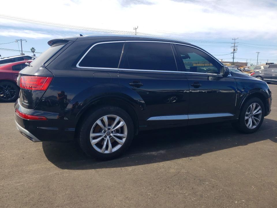 Продаж на аукціоні авто 2018 Audi Q7, vin: WA1LHAF70JD040731, номер лоту: 41645206