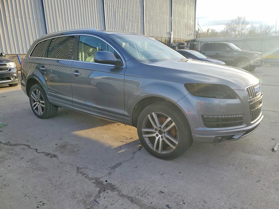 Продаж на аукціоні авто 2015 Audi Q7, vin: WA1LMAFE2FD021101, номер лоту: 42022396