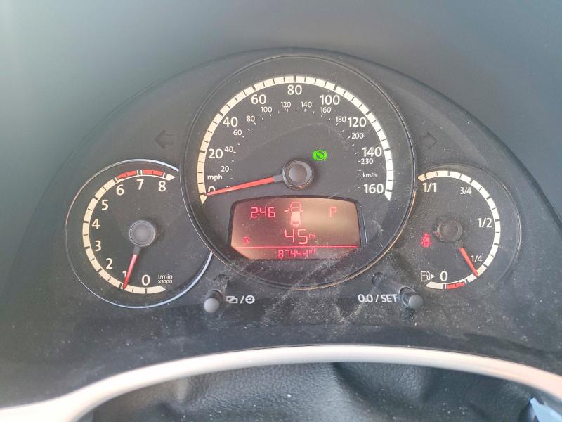 2013 Volkswagen Beetle მანქანა იყიდება აუქციონზე, vin: 3VW5P7AT8DM826033, აუქციონის ნომერი: 41710076