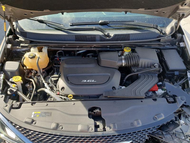 2018 Chrysler Pacifica მანქანა იყიდება აუქციონზე, vin: 2C4RC1EG1JR139443, აუქციონის ნომერი: 48156606