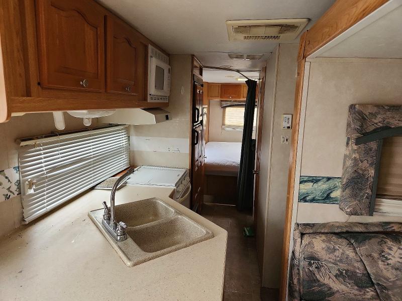 2005 Foresriver Flagstaff Lite Weight Trailers მანქანა იყიდება აუქციონზე, vin: 4X4TFLC255D807053, აუქციონის ნომერი: 45834056