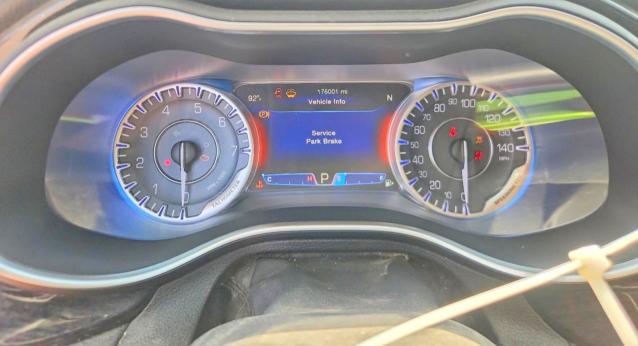 47262446 :رقم المزاد ، 1C3CCCCB6FN525017 vin ، 2015 Chrysler 200 مزاد بيع