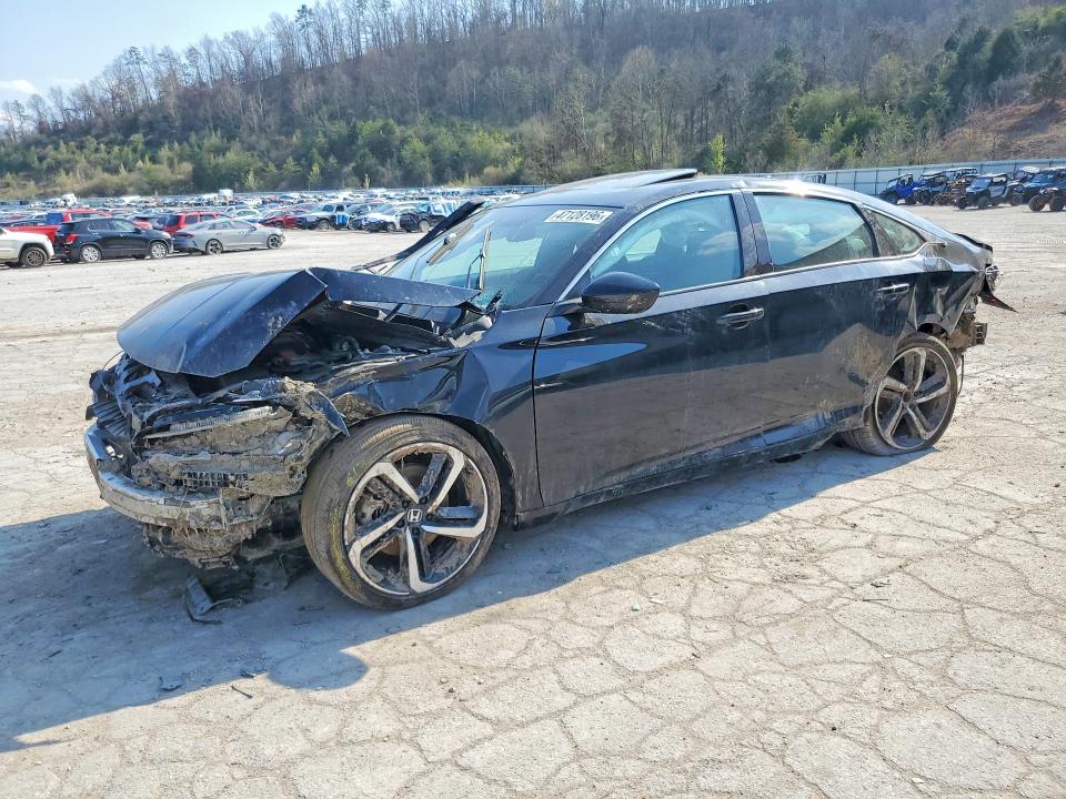 2022 Honda Accord მანქანა იყიდება აუქციონზე, vin: 1HGCV2F36NA023782, აუქციონის ნომერი: 47128196