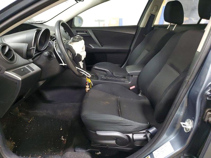 46665236 :رقم المزاد ، JM1BL1U70D1702350 vin ، 2013 Mazda 3 مزاد بيع