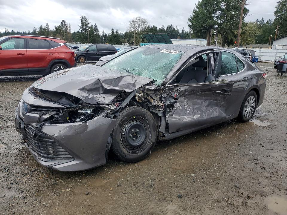 2020 Toyota Camry Hybrid მანქანა იყიდება აუქციონზე, vin: 4T1E31AK6LU537953, აუქციონის ნომერი: 47302026