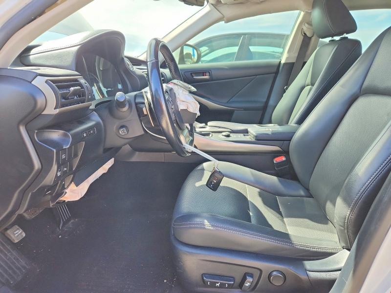 46419516 :رقم المزاد ، JTHBA1D27H5046820 vin ، 2017 Lexus Is 200t مزاد بيع