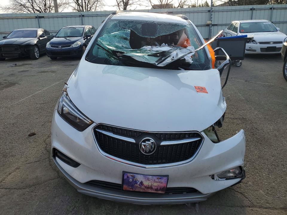 46618936 :رقم المزاد ، KL4CJBSB0JB538654 vin ، 2018 Buick Encore مزاد بيع
