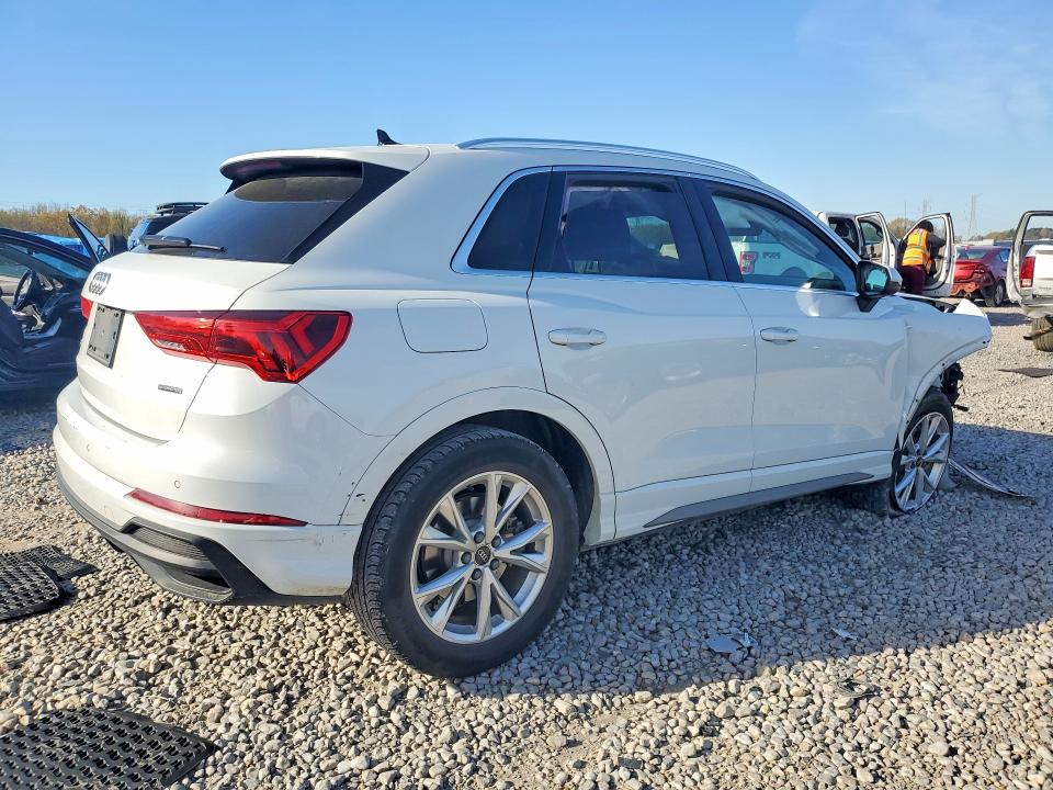 Продажа на аукционе авто 2024 Audi Q3, vin: WA1DECF31R1117366, номер лота: 46150106