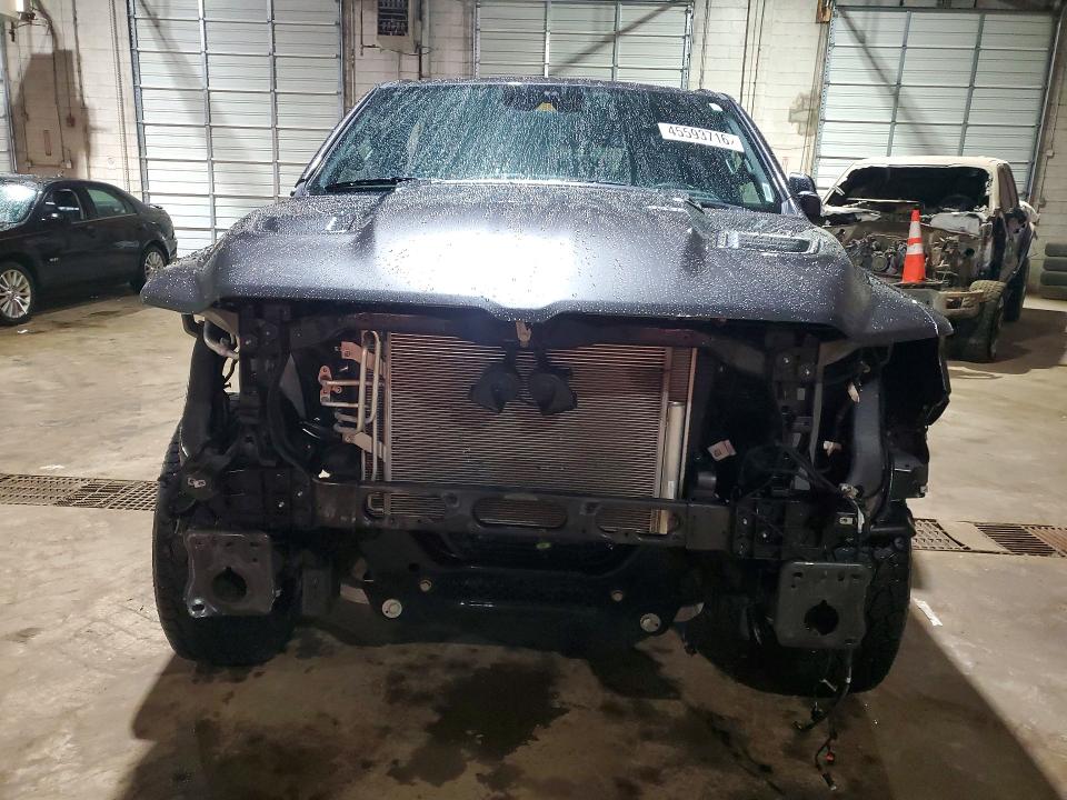45593716 :رقم المزاد ، 1C6SRFJT2PN584707 vin ، 2023 Ram 1500 مزاد بيع