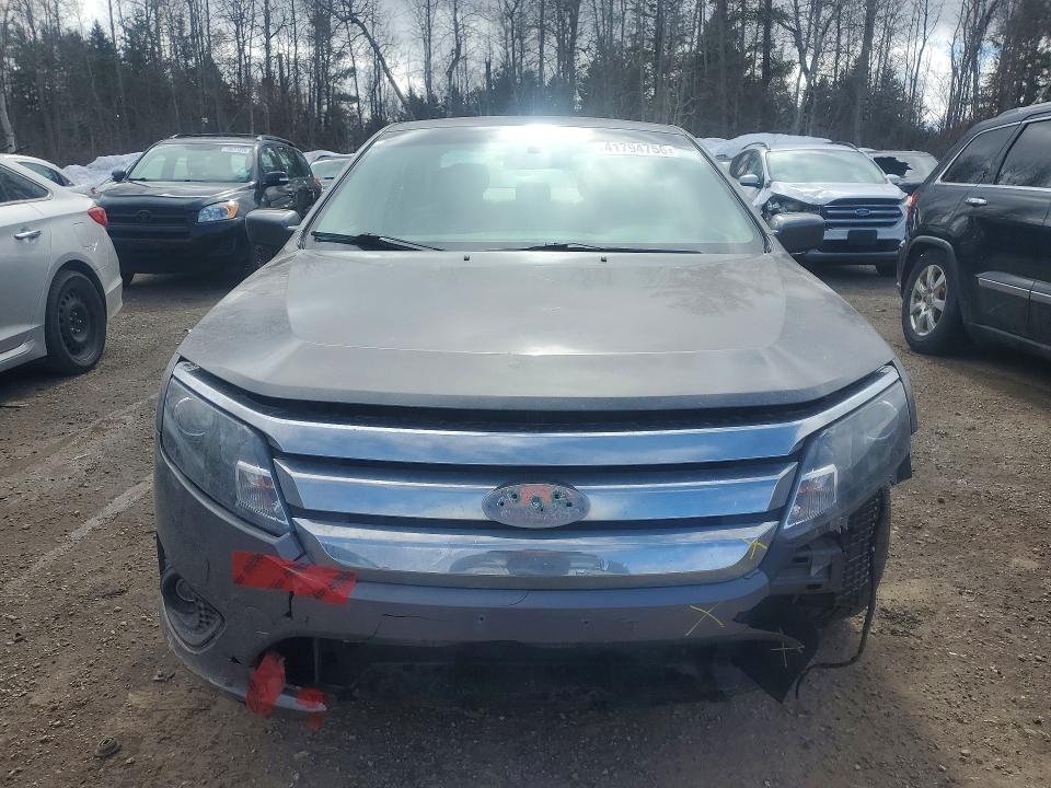 41794756 :رقم المزاد ، 3FAHP0HA9CR240122 vin ، 2012 Ford Fusion مزاد بيع