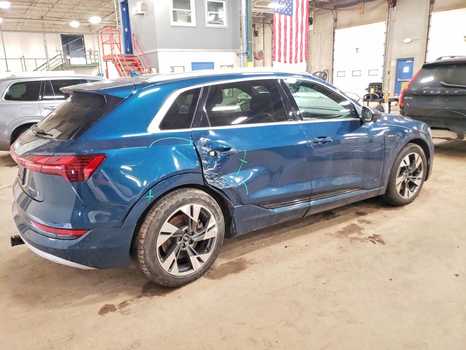 Aukcja sprzedaży 2022 Audi E-tron, vin: WA1LAAGE0NB008235, numer aukcji: 79884905