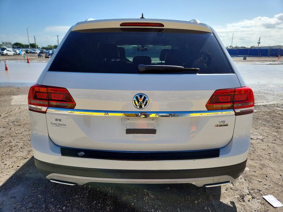 46802786 :رقم المزاد ، 1V2KR2CA4JC508727 vin ، 2018 Volkswagen Atlas مزاد بيع