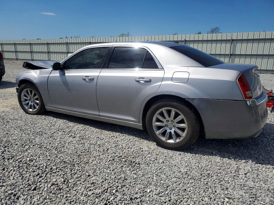 45920046 :رقم المزاد ، 2C3CCAAG5DH572337 vin ، 2013 Chrysler 300 مزاد بيع