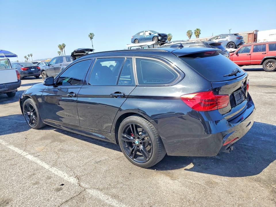 41744006 :رقم المزاد ، WBA8K3C32HA022816 vin ، 2017 Bmw 330 مزاد بيع