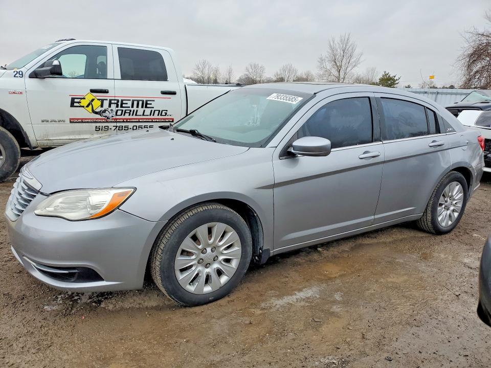 79335585 :رقم المزاد ، 1C3CCBAB2DN667603 vin ، 2013 Chrysler 200 مزاد بيع