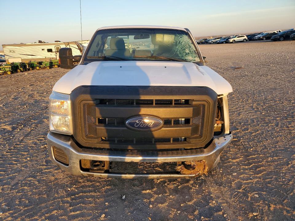 47297296 :رقم المزاد ، 1FTBF2A67GEC30525 vin ، 2016 Ford F250 مزاد بيع