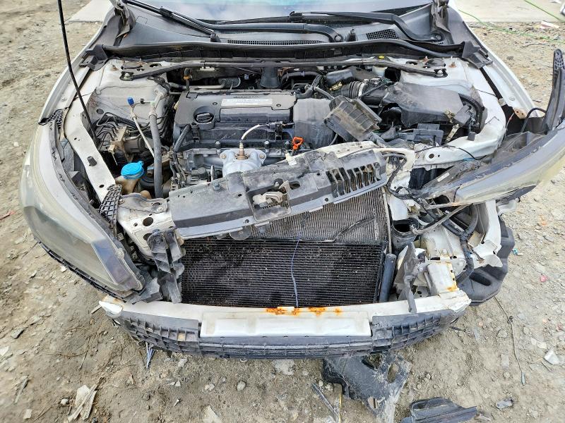 2015 Honda Accord მანქანა იყიდება აუქციონზე, vin: 1HGCR2F52FA136443, აუქციონის ნომერი: 79992405