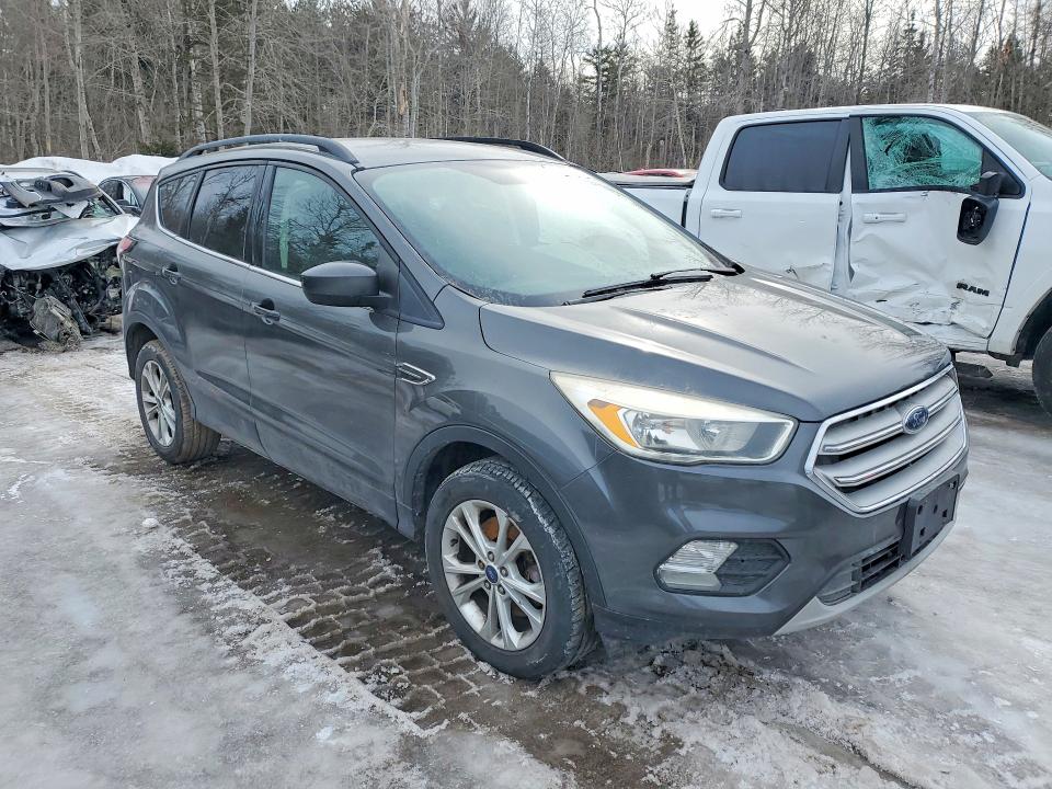 Продажа на аукционе авто 2018 Ford Escape, vin: 1FMCU9GD9JUA00082, номер лота: 78882665
