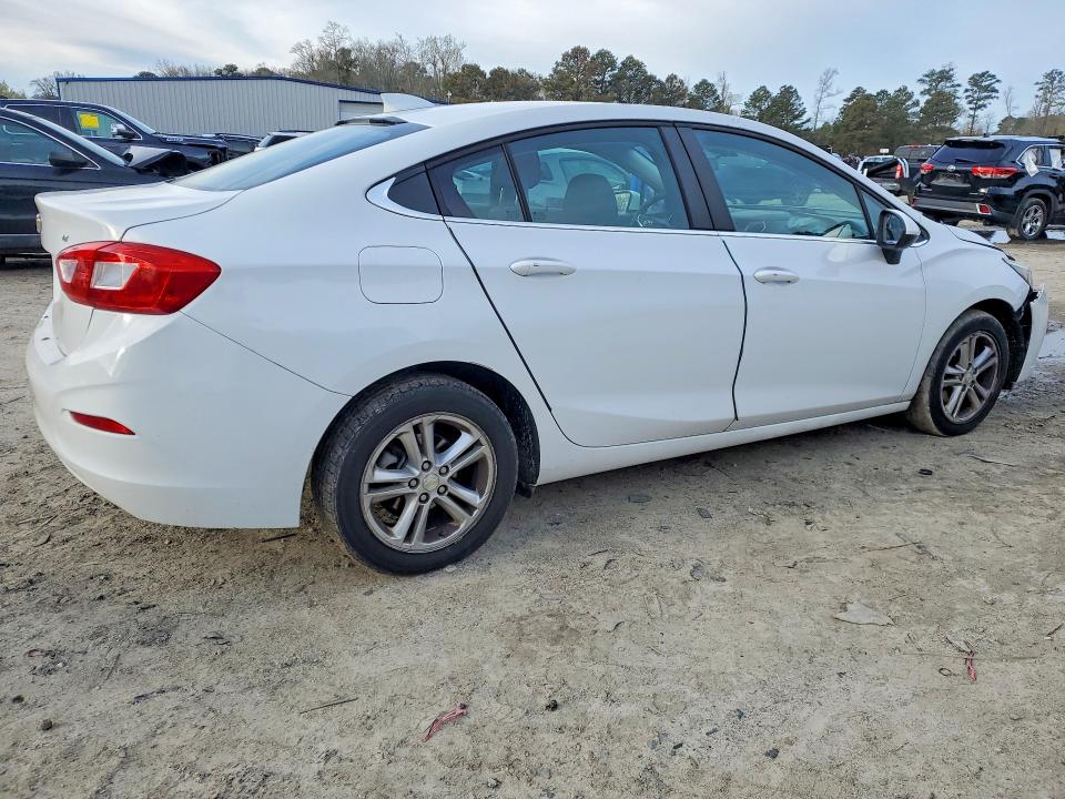 Продажа на аукционе авто 2017 Chevrolet Cruze, vin: 1G1BE5SM2H7251492, номер лота: 46582326